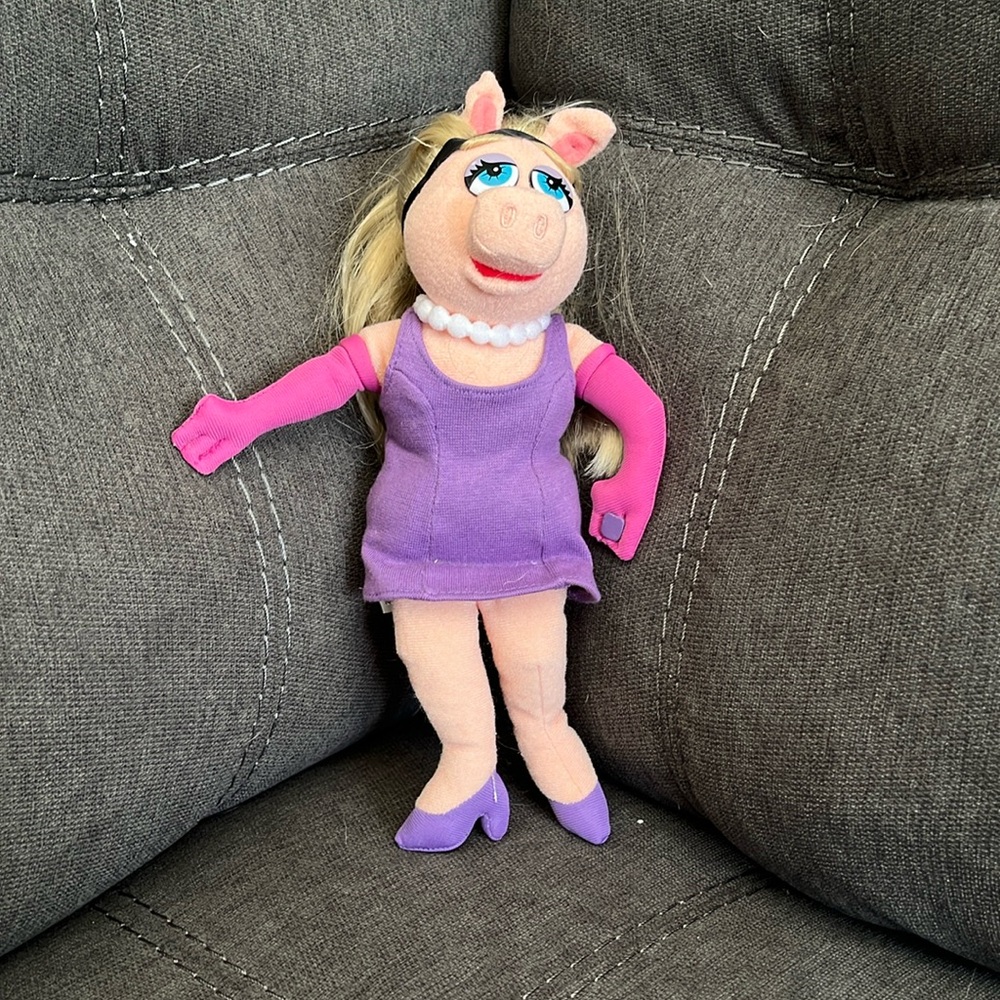 The Muppets Miss Piggy Plushie